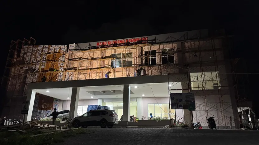 RSUD Ki Ageng Brondong, Lamongan pada malam hari